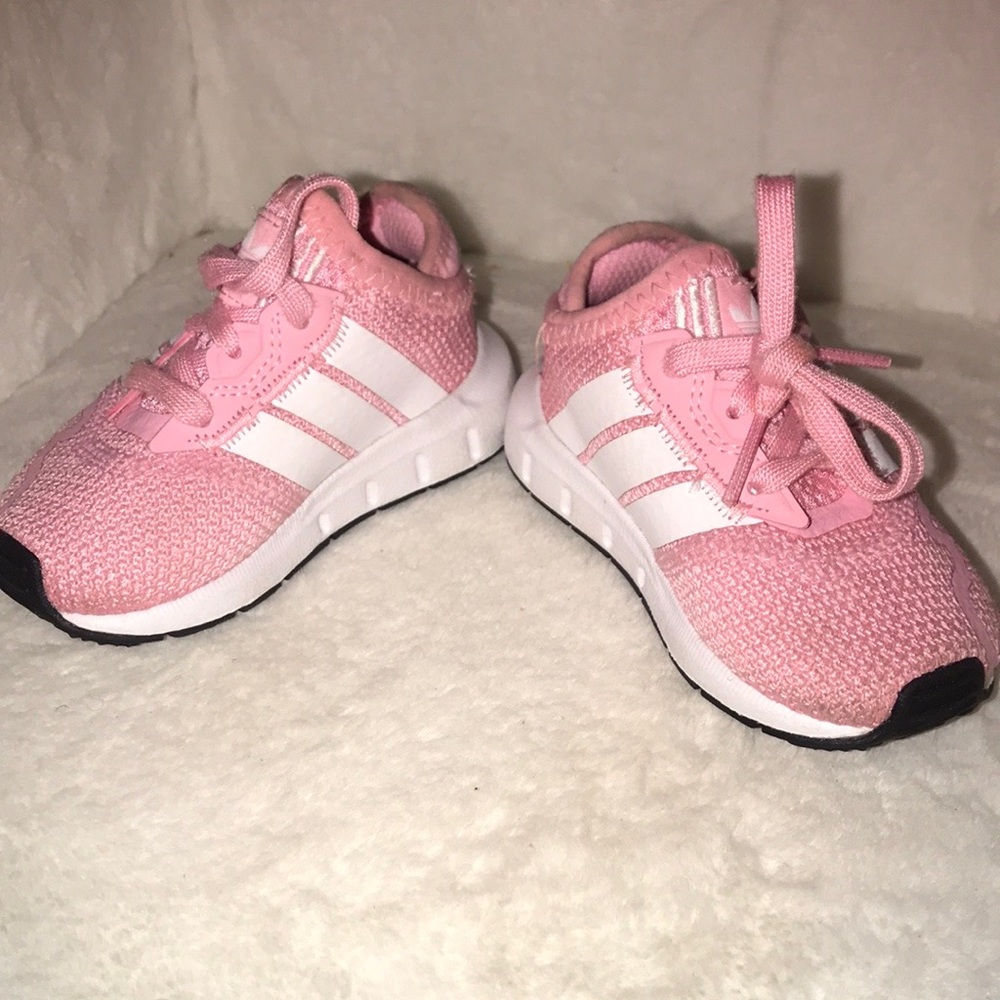 Toddler pink and white adidas sneaker. Brand new. Size 5c.